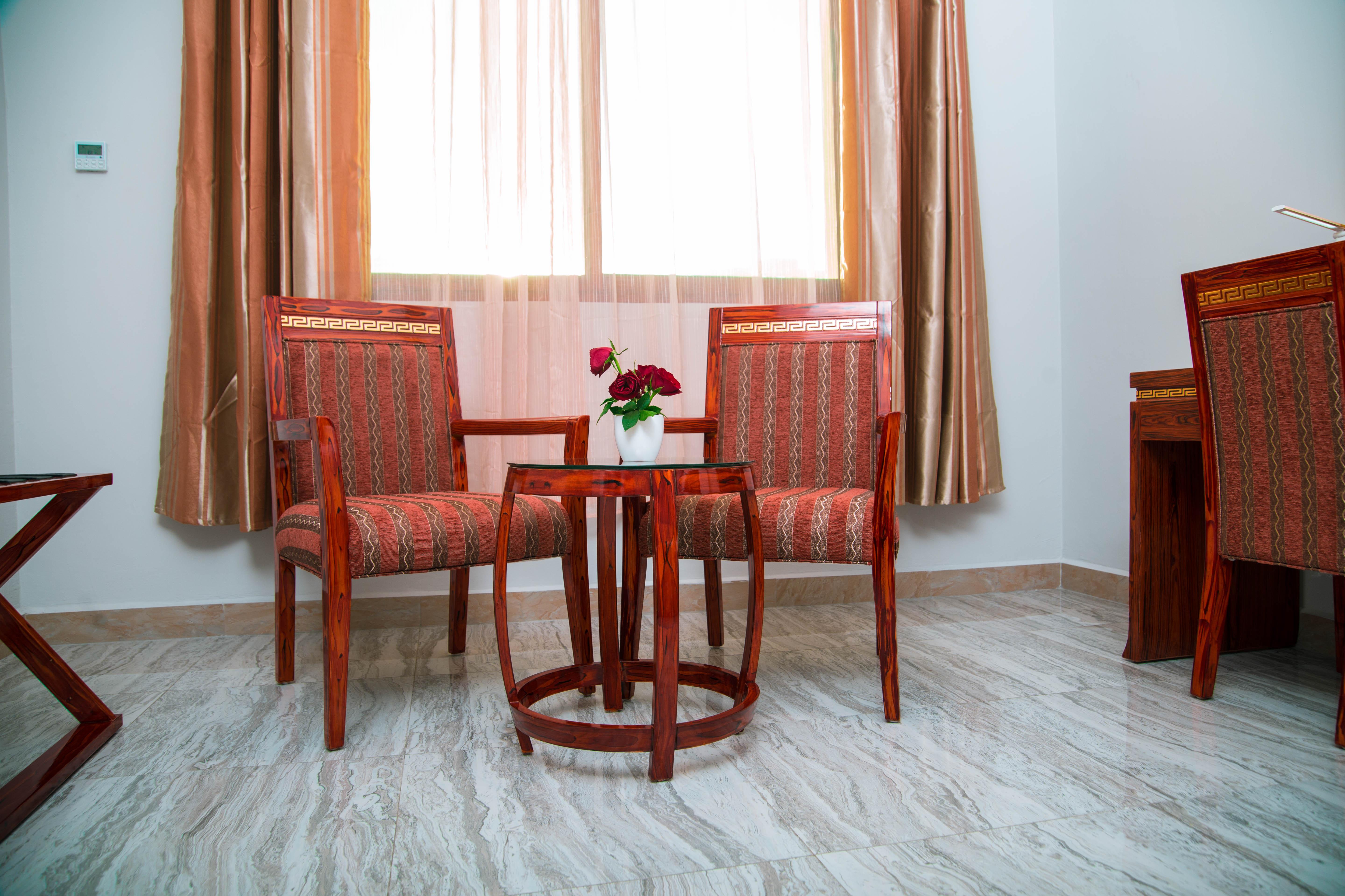 Tiffany Diamond Hotels Ltd - Makunganya Dar es Salaam Luaran gambar