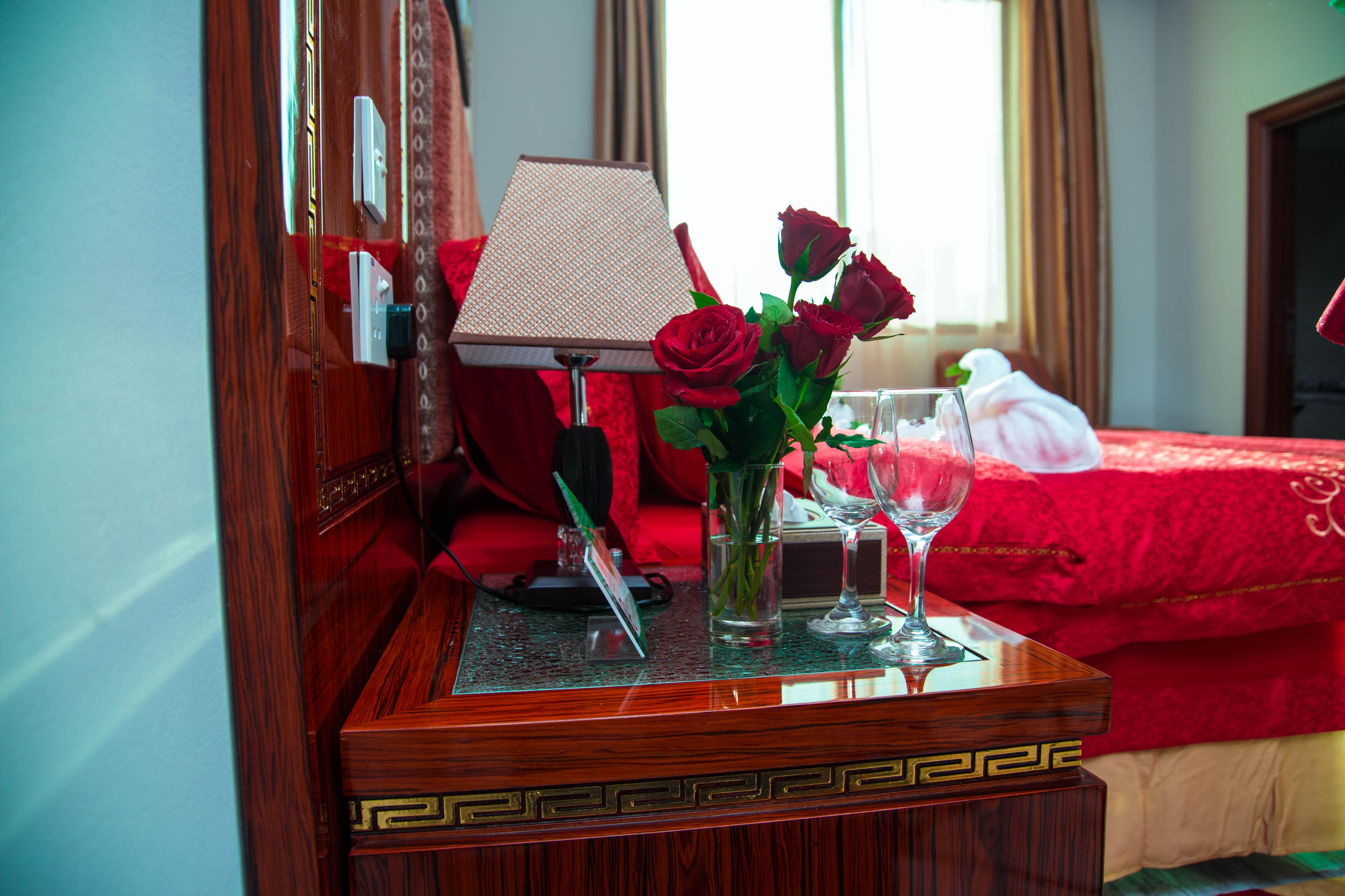 Tiffany Diamond Hotels Ltd - Makunganya Dar es Salaam Luaran gambar