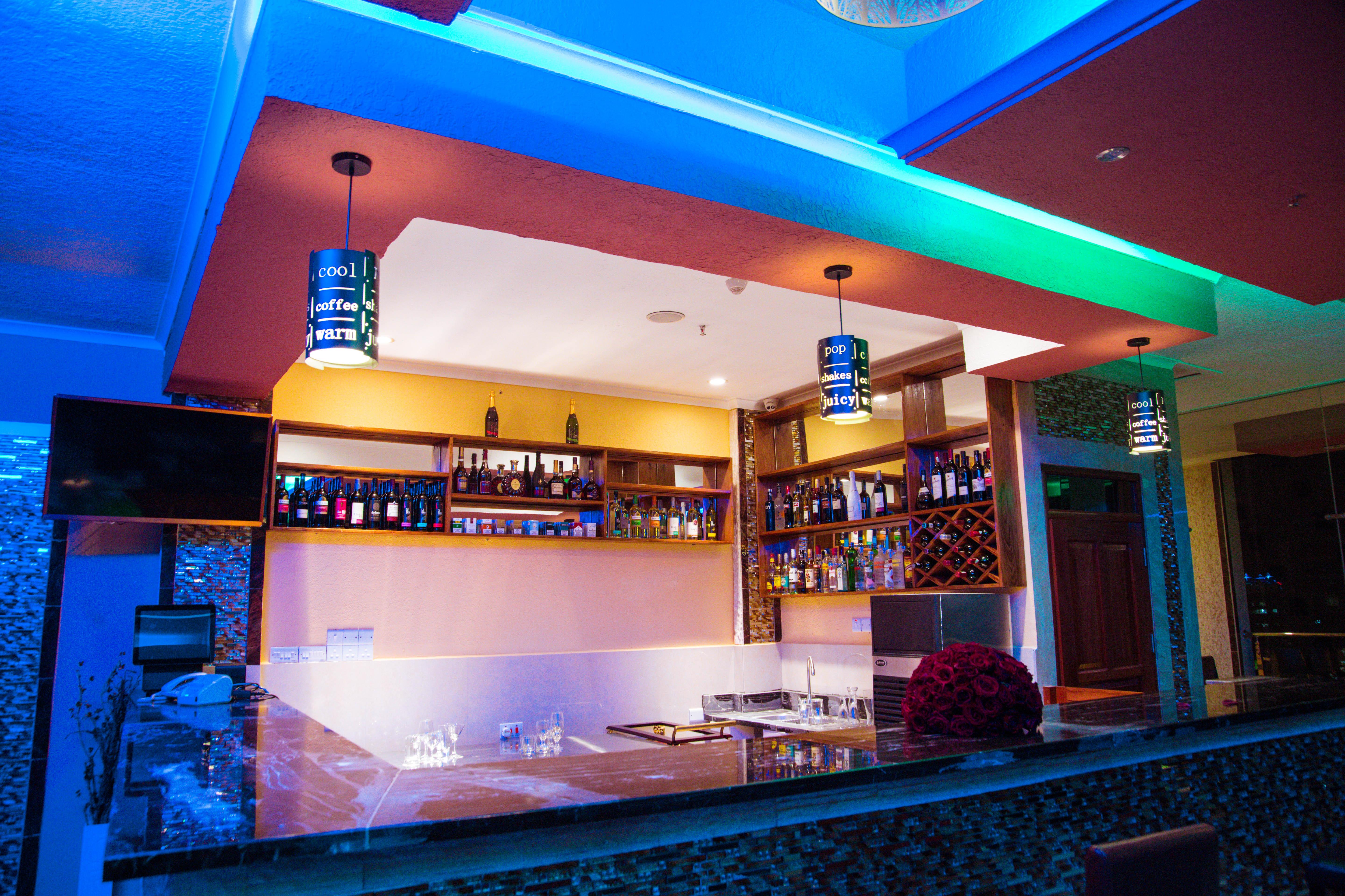 Tiffany Diamond Hotels Ltd - Makunganya Dar es Salaam Luaran gambar