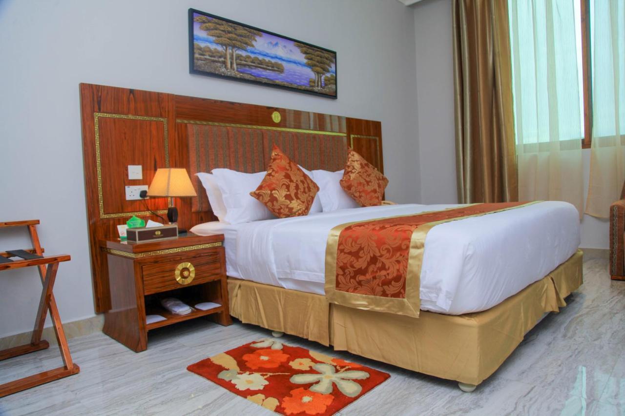 Tiffany Diamond Hotels Ltd - Makunganya Dar es Salaam Luaran gambar